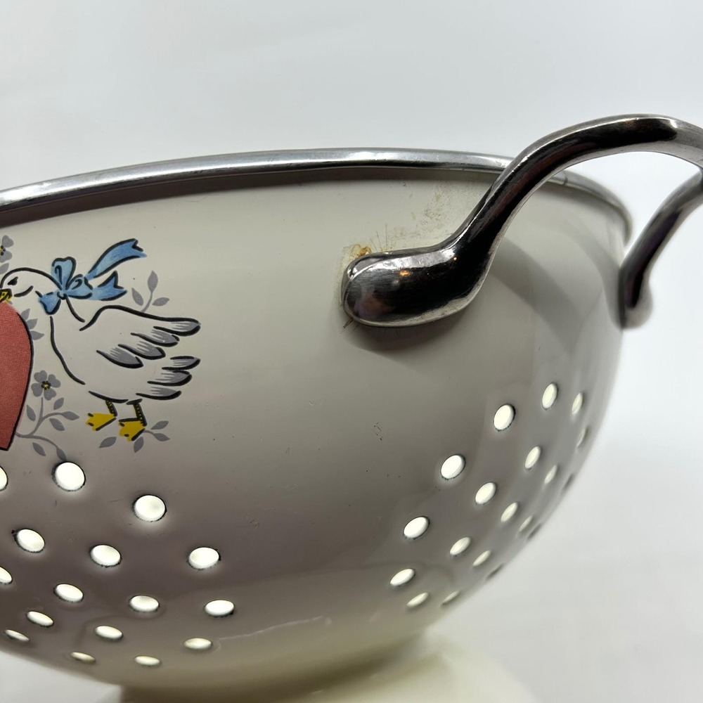 Vintage Marmalade Goose Colander Strainer Enamel Blue Bowed Heart Cottagecore - Picture 16 of 17